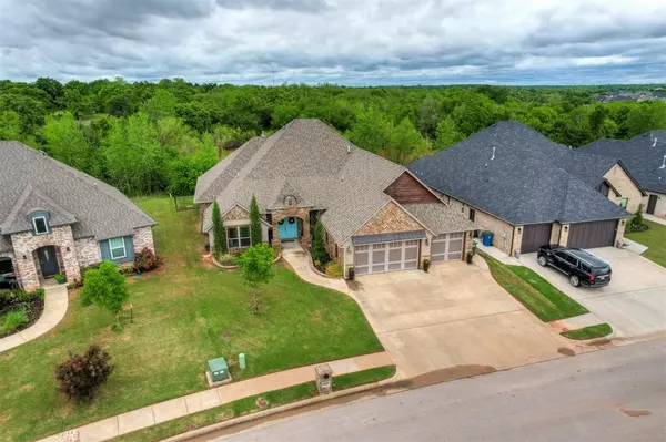 Edmond, OK 73034,3000 Hunter Crest DR