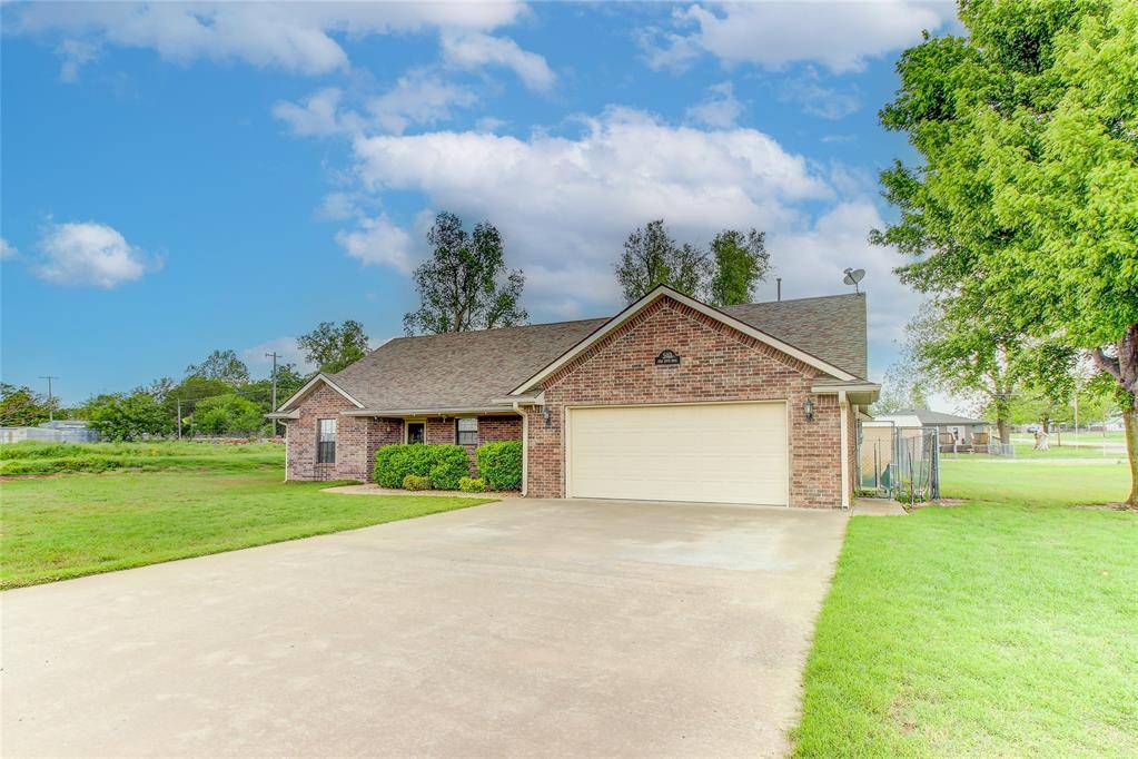 503 W South DR, Fletcher, OK 73541