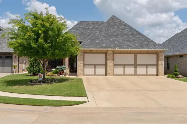 117 Pont De Normandie CT, Edmond, OK 73034
