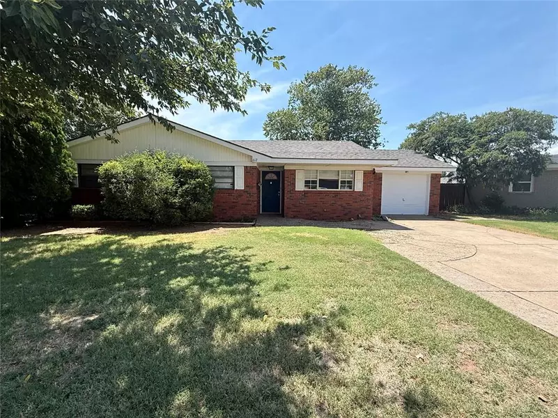 612 Vine ST, Altus, OK 73521