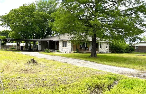 420 S 10th AVE, Stroud, OK 74079