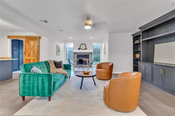 The Village, OK 73120,9701 Greystone AVE