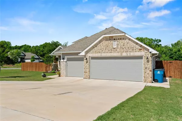 Newcastle, OK 73065,2803 Redwood CT
