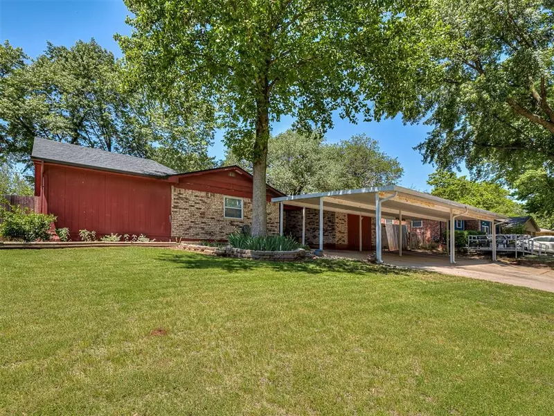 736 Jacquelyn LN, Noble, OK 73068