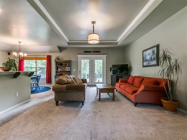 Edmond, OK 73034,12964 Fox Pass RD