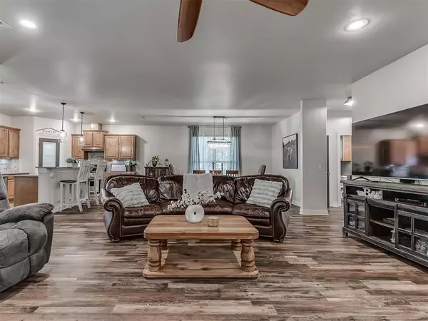 Wellston, OK 74881,940437 S 3310 RD