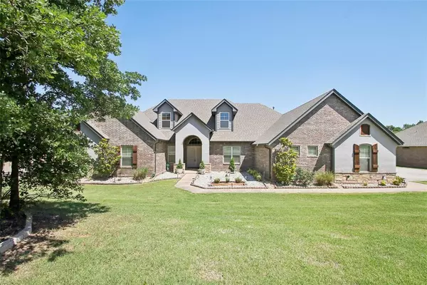 5625 Courtland LN, Choctaw, OK 73020