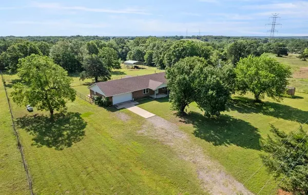 31637 Highway 177, Macomb, OK 74852