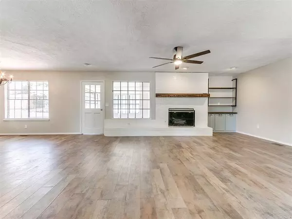 Edmond, OK 73034,1400 Brookhaven DR