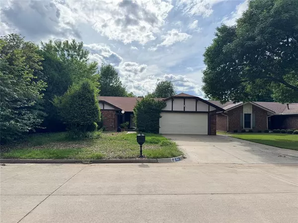 5033 Kindling LN, Oklahoma City, OK 73135