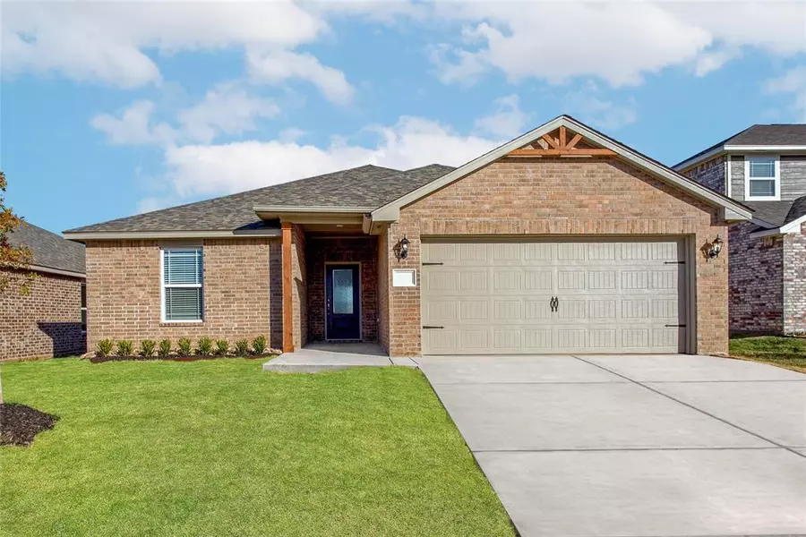 1901 Palmatum RD, El Reno, OK 73099