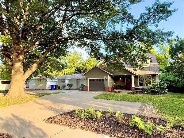 Norman, OK 73071,614 E Boyd ST