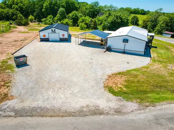 Stratford, OK 74872,15026 N County Road 3370 RD