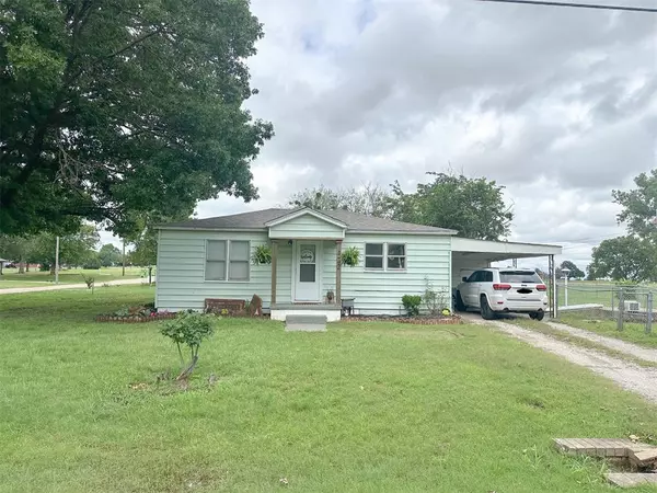 Prague, OK 74864,422 E 11th ST