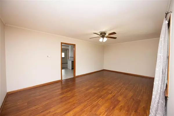 Ponca City, OK 74604,2000 Meadowbrook ST