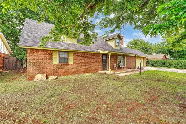 Elk City, OK 73644,115 Mitchell DR