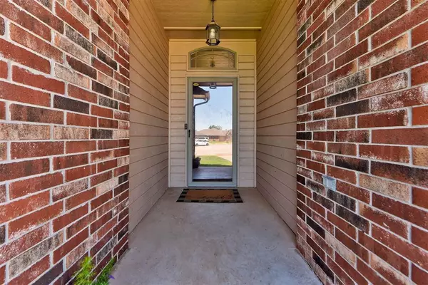 Piedmont, OK 73078,812 NW Phils WAY