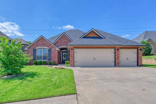 3000 Saint Fergus DR, Edmond, OK 73034