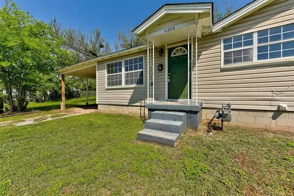 Oklahoma City, OK 73117,4209 NE 16th ST