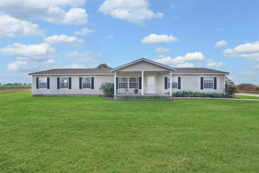 1318 N Cook ST, Cordell, OK 73632