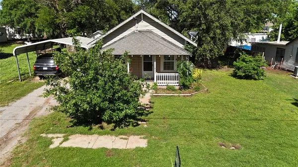 Corn, OK 73024,305 N Reimer ST