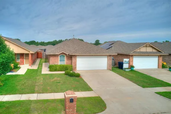 Oklahoma City, OK 73179,5805 Marblewood DR