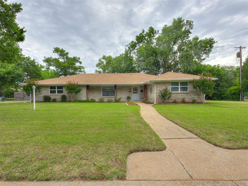 1919 Westbrooke TER, Norman, OK 73072