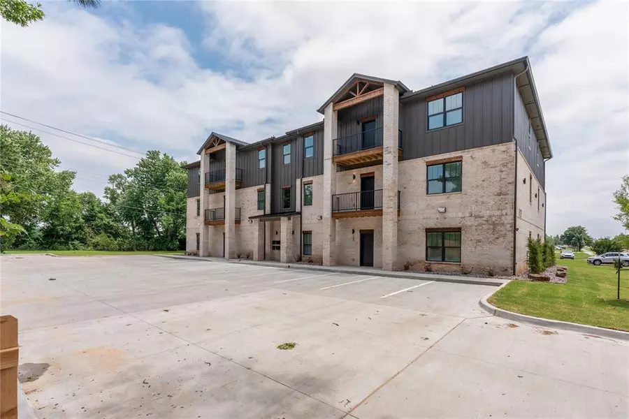 1727 Jenkins AVE, Norman, OK 73072