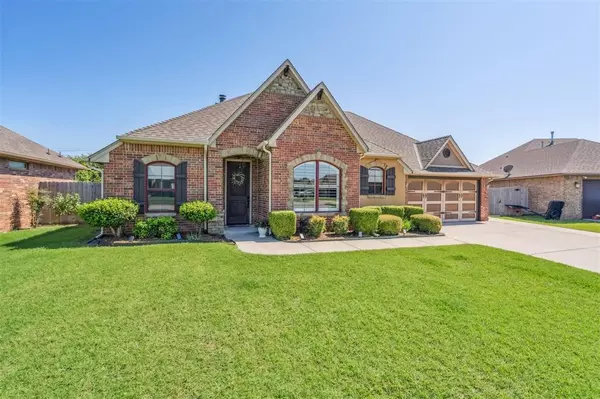 Moore, OK 73160,908 Carol Ann PL