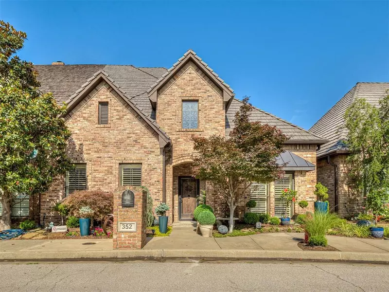 352 Saint Clair DR, Norman, OK 73072