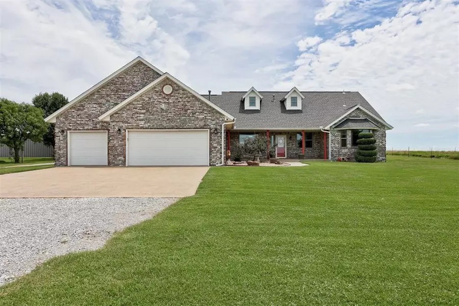 1301 S Chiles RD, El Reno, OK 73036