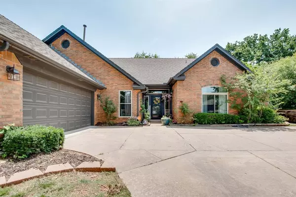 Edmond, OK 73034,1408 Carlton