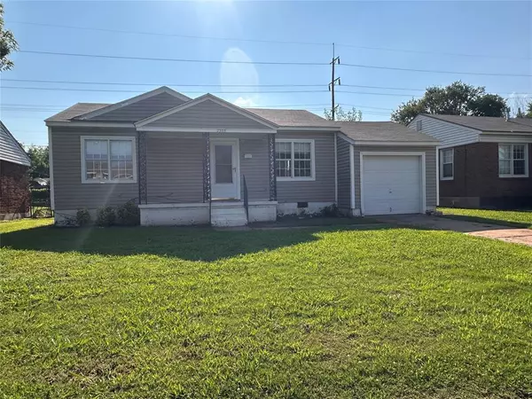 2305 Doris DR, Del City, OK 73115