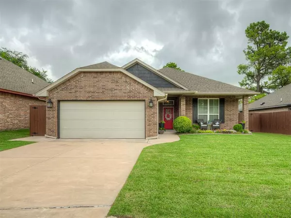 2204 Cale CV, Yukon, OK 73099