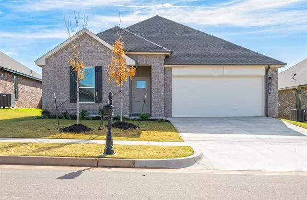 Yukon, OK 73099,2832 Casey DR