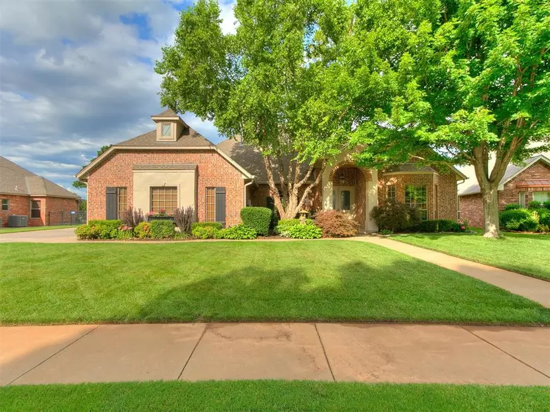 10717 Waterside DR, Oklahoma City, OK 73170