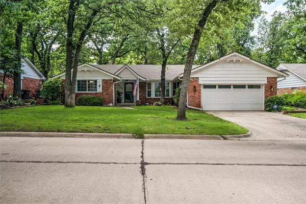 2105 N Alexander LN, Bethany, OK 73008