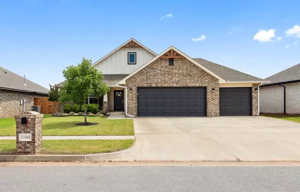 11104 SW 34th TER, Yukon, OK 73099