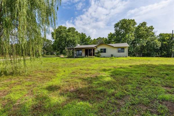 218 S 3rd ST, Kendrick, OK 74079
