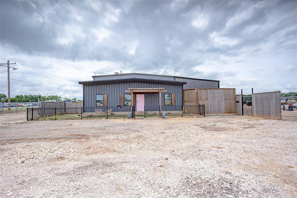 360 W Adkins Hill RD, Norman, OK 73072