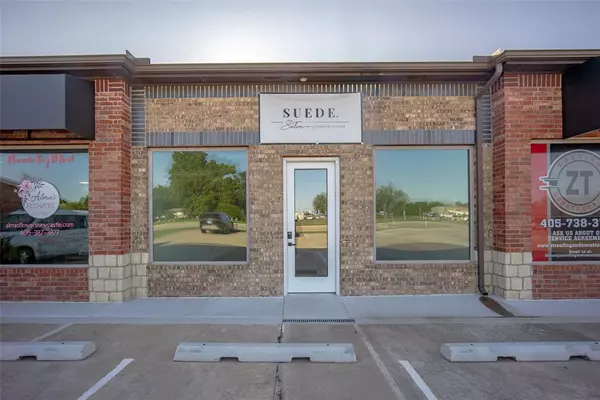 722 N Main ST, Newcastle, OK 73065