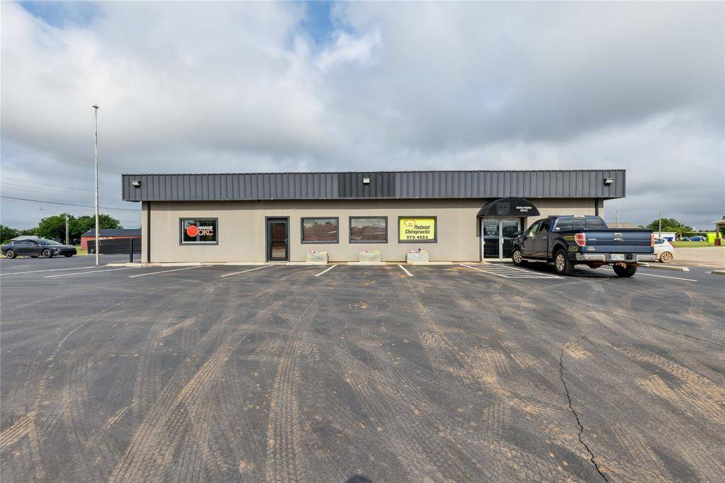 325 Piedmont Rd N RD #E, Piedmont, OK 73078