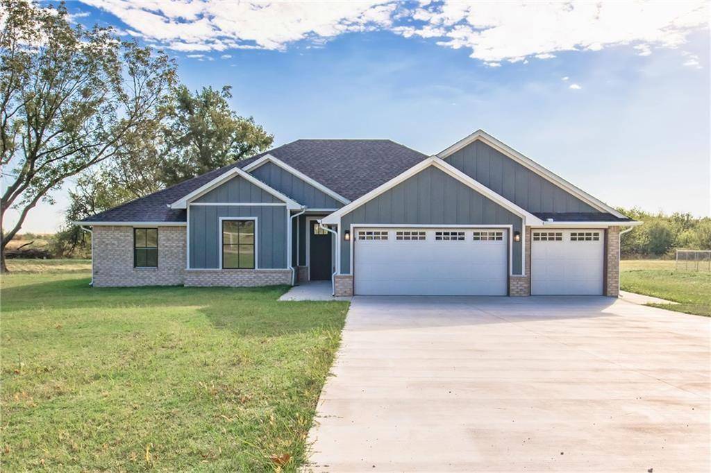 5557 Coker RD, Shawnee, OK 74804