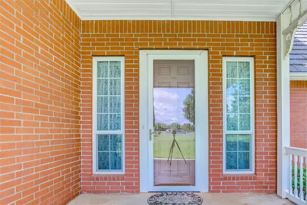 Mustang, OK 73064,11748 SW 54th ST