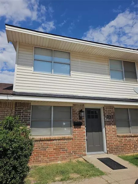 321 W 4th ST, Hobart, OK 73651