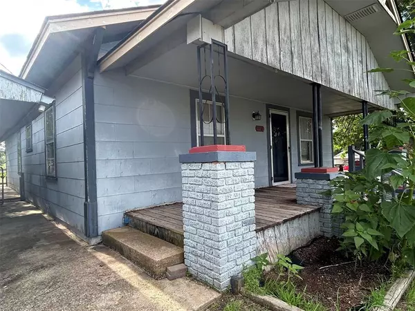 Cement, OK 73017,102 NE Avenue