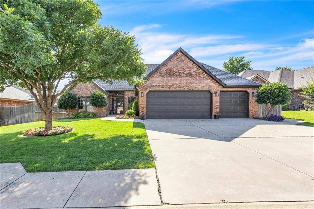 11913 Gwendolyn LN, Oklahoma City, OK 73131