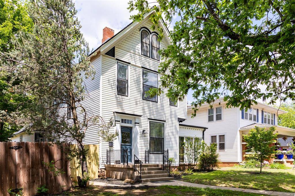 320 E Cleveland AVE, Guthrie, OK 73044