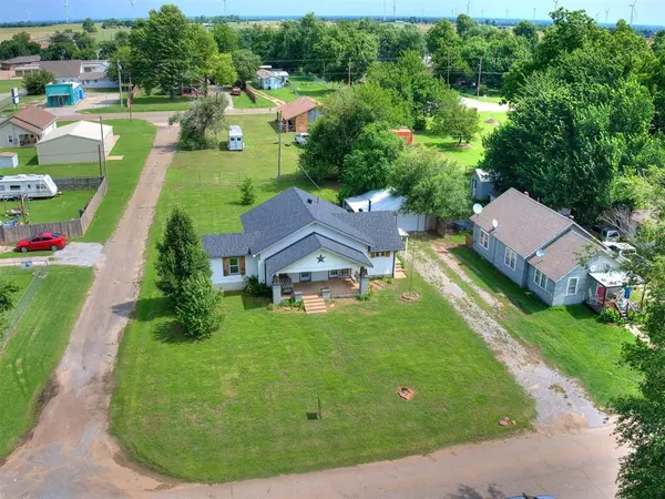 Crescent, OK 73028,204 E Washington ST