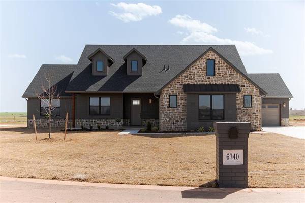 6740 Lake View CT, Cashion, OK 73016